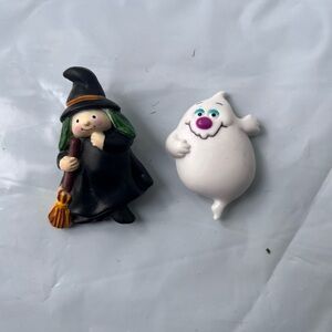 VTG Lot Of 2 90s Halloween Pin Brooches Ghost And Witch 2” Fun World Russ